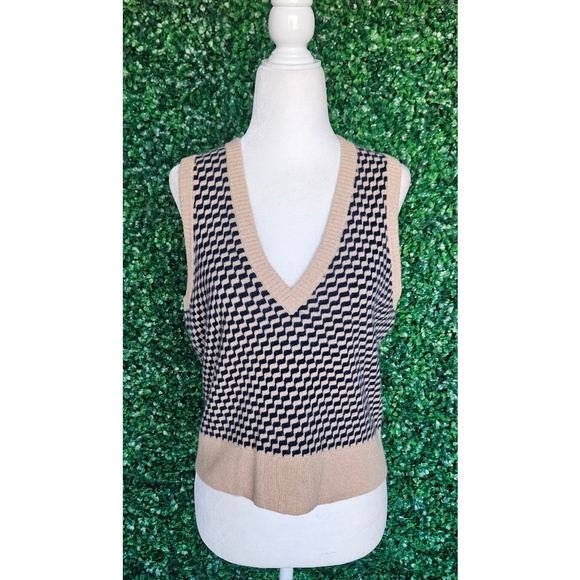 J.Crew Cashmere jacquard V-neck sweater-vest - Picture 6 of 10